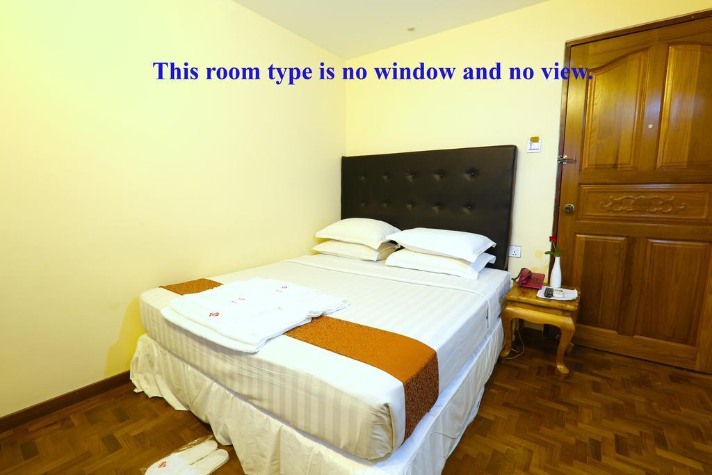 Queen'S Park Hotel Yangon Extérieur photo
