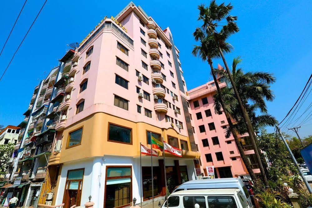 Queen'S Park Hotel Yangon Extérieur photo