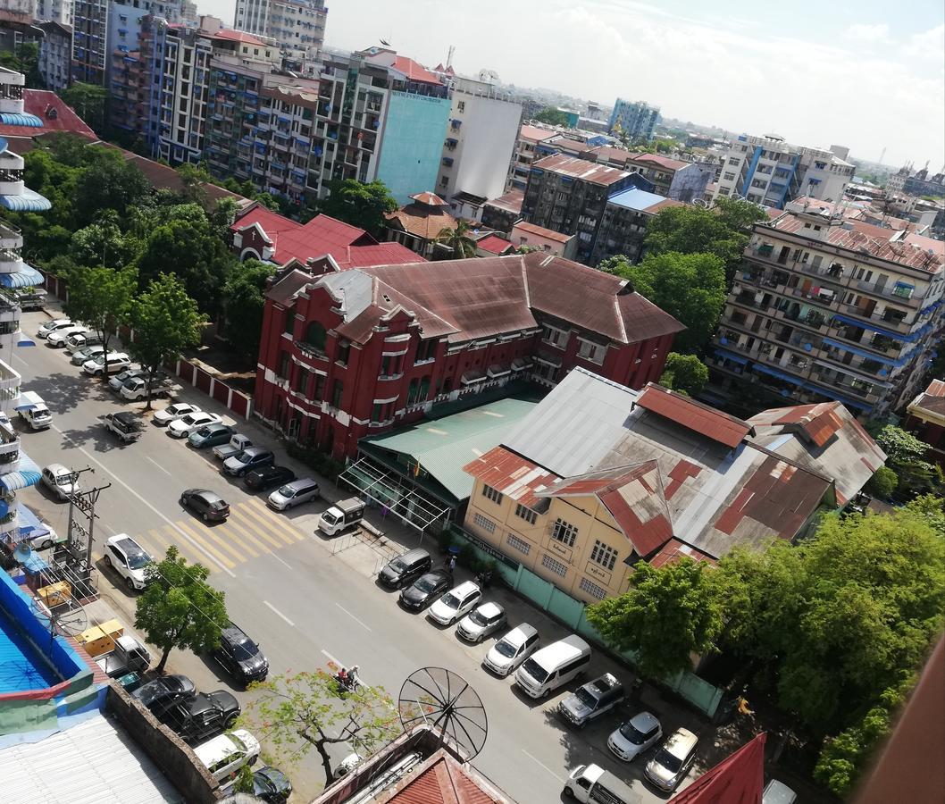 Queen'S Park Hotel Yangon Extérieur photo
