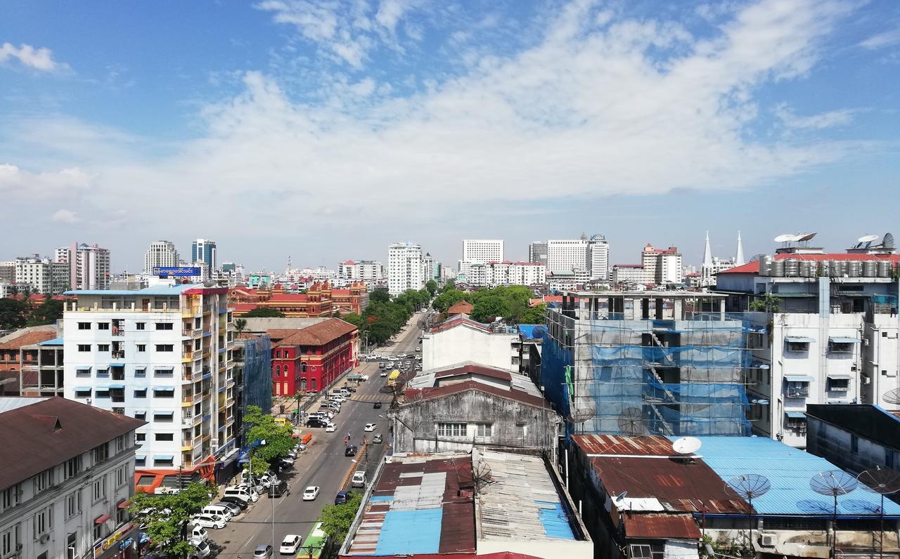 Queen'S Park Hotel Yangon Extérieur photo